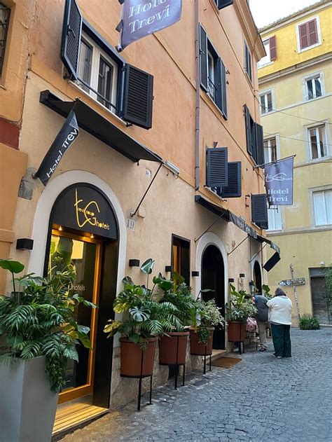 HOTEL TREVI $187 ($̶3̶8̶8̶) .